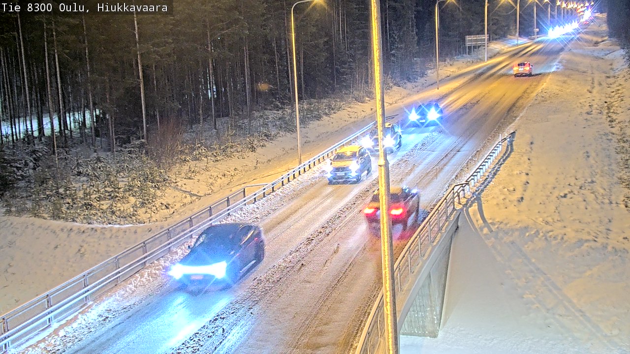 Weather Camera Image väg 8300 Oulu Hiukkavaara, Oulu, Pohjois-Pohjanmaa