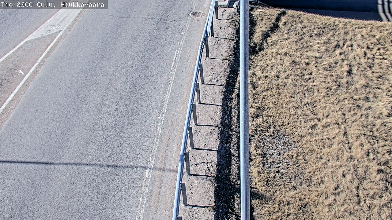 Weather Camera Image väg 8300 Oulu Hiukkavaara, Oulu, Pohjois-Pohjanmaa