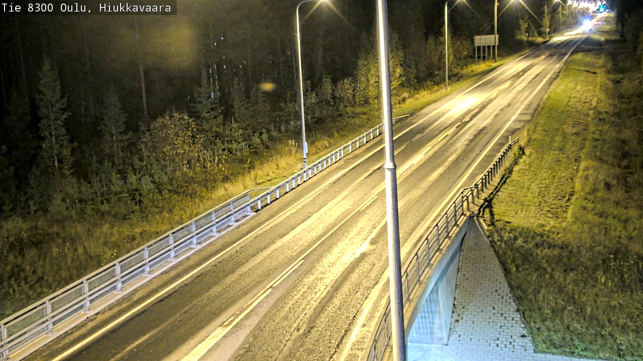 Weather Camera Image väg 8300 Oulu Hiukkavaara, Oulu, Pohjois-Pohjanmaa