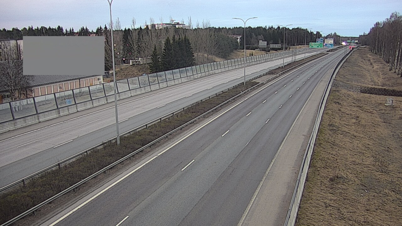 Weather Camera Image Väg 4 Uleåborg, Intiö, Oulu, Pohjois-Pohjanmaa