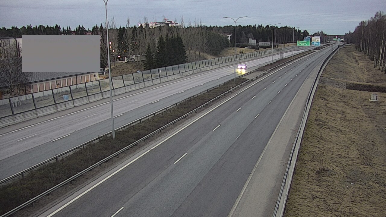 Weather Camera Image Väg 4 Uleåborg, Intiö, Oulu, Pohjois-Pohjanmaa