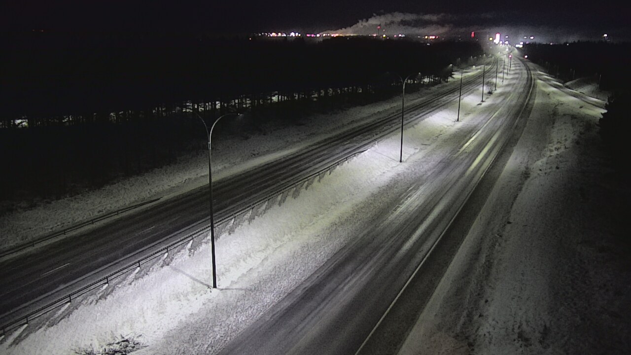 Weather Camera Image Väg 4 Uleåborg, Ouluntulli, Oulu, Pohjois-Pohjanmaa