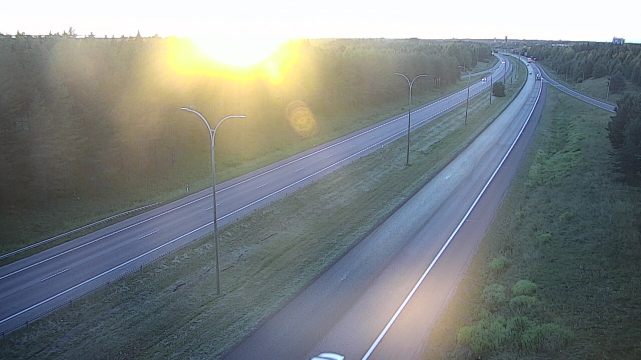Weather Camera Image Väg 4 Uleåborg, Ouluntulli, Oulu, Pohjois-Pohjanmaa