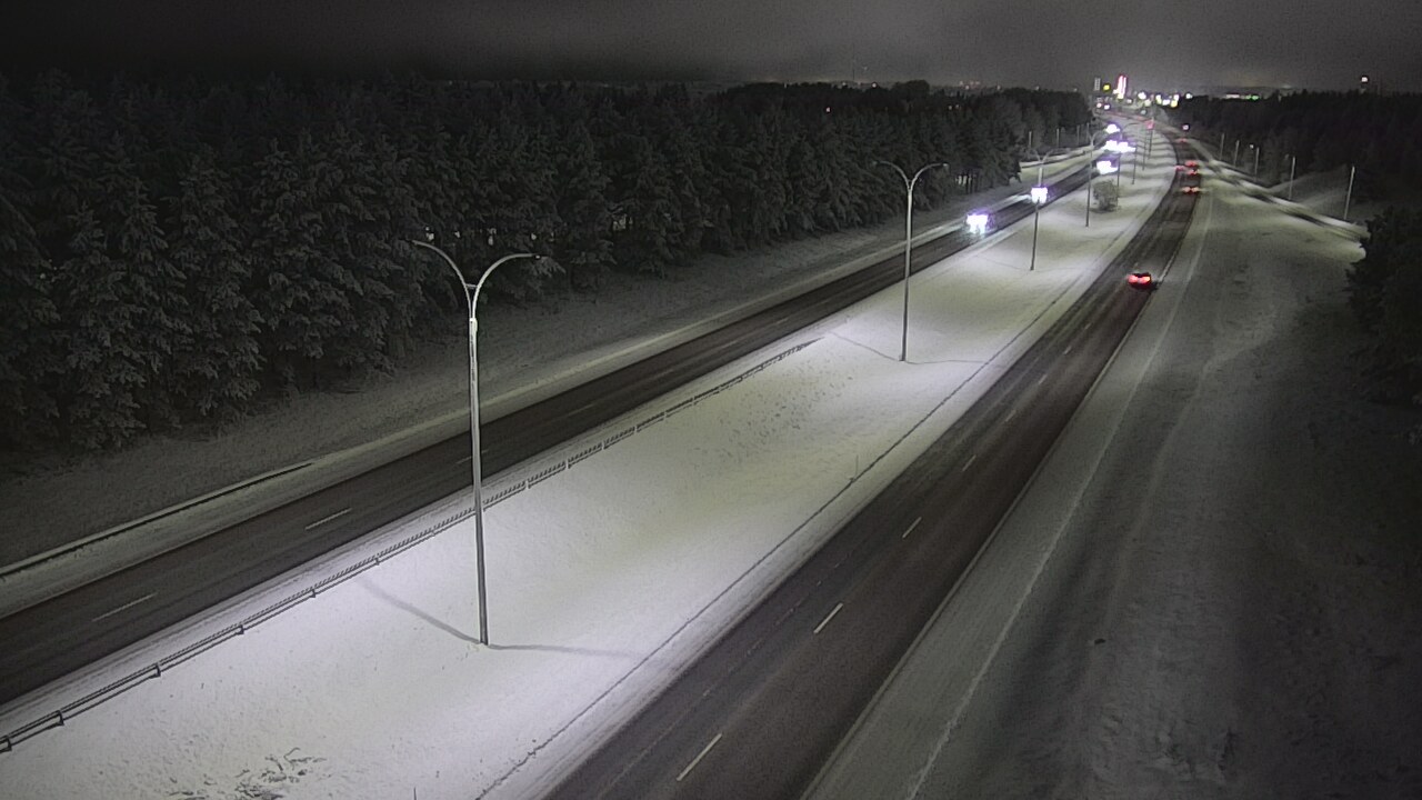 Weather Camera Image Road 4 Oulu, Ouluntulli, Oulu, Pohjois-Pohjanmaa