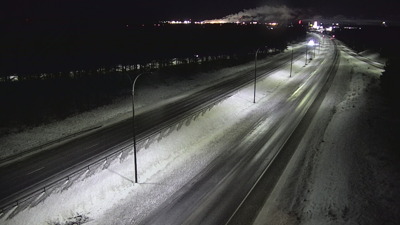 Weather Camera Image Väg 4 Uleåborg, Ouluntulli, Oulu, Pohjois-Pohjanmaa