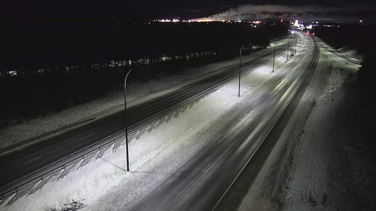 Weather Camera Image Väg 4 Uleåborg, Ouluntulli, Oulu, Pohjois-Pohjanmaa