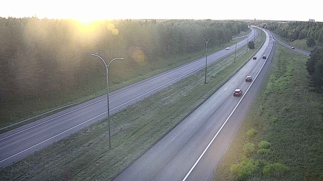 Weather Camera Image Väg 4 Uleåborg, Ouluntulli, Oulu, Pohjois-Pohjanmaa