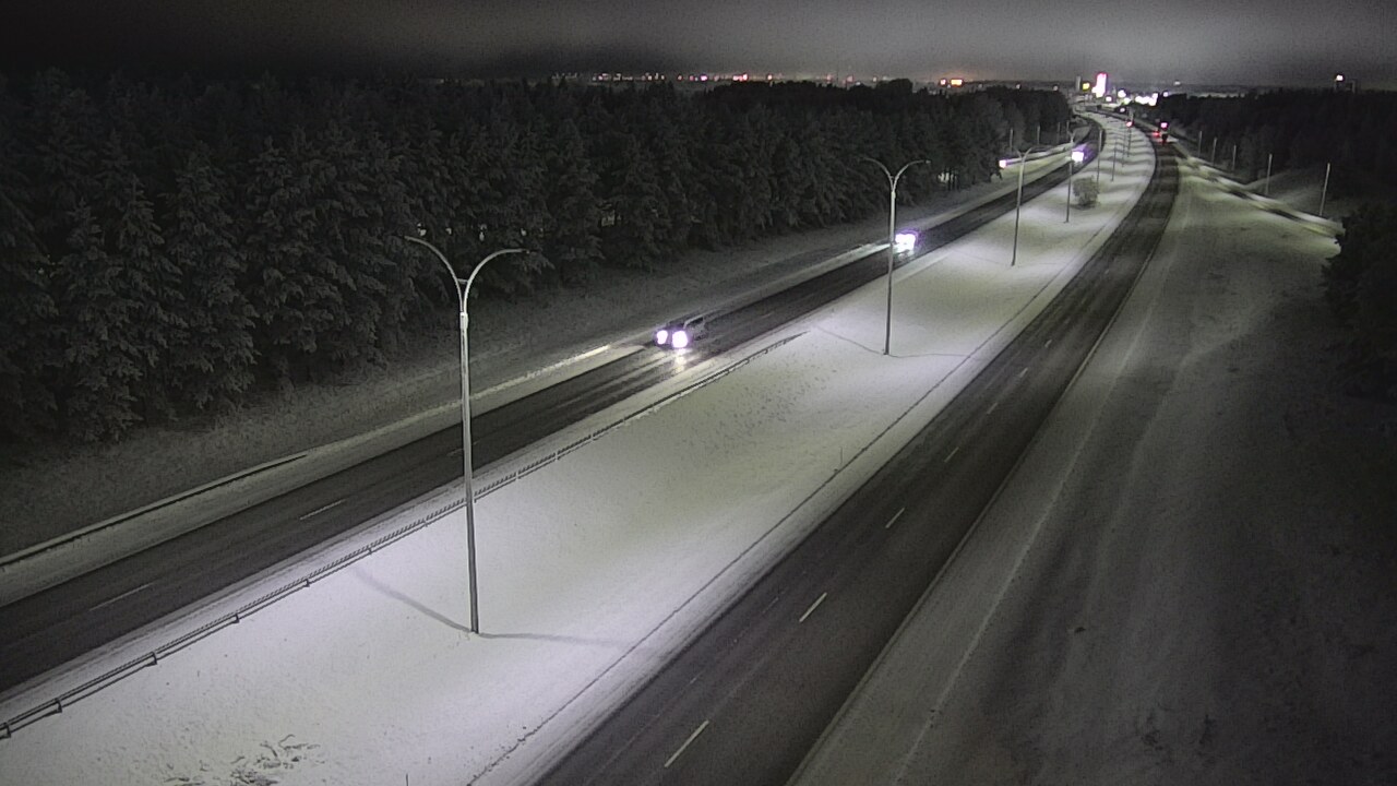 Weather Camera Image Road 4 Oulu, Ouluntulli, Oulu, Pohjois-Pohjanmaa