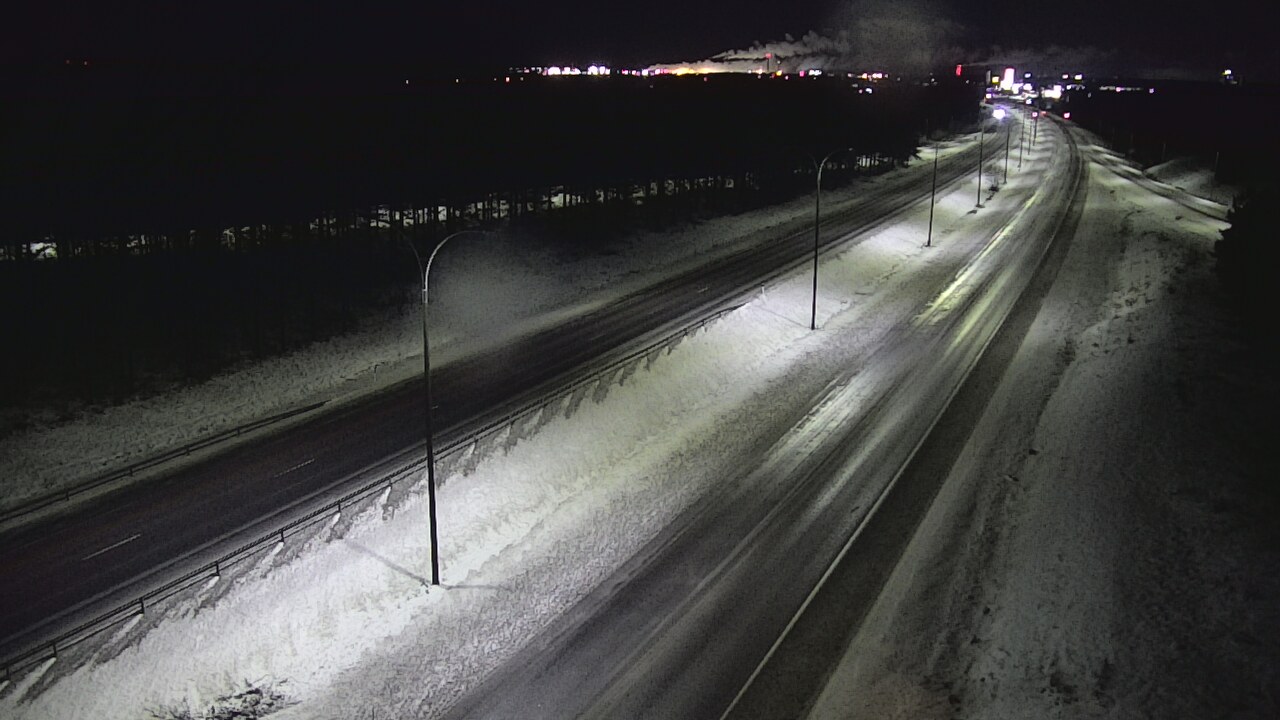 Weather Camera Image Väg 4 Uleåborg, Ouluntulli, Oulu, Pohjois-Pohjanmaa