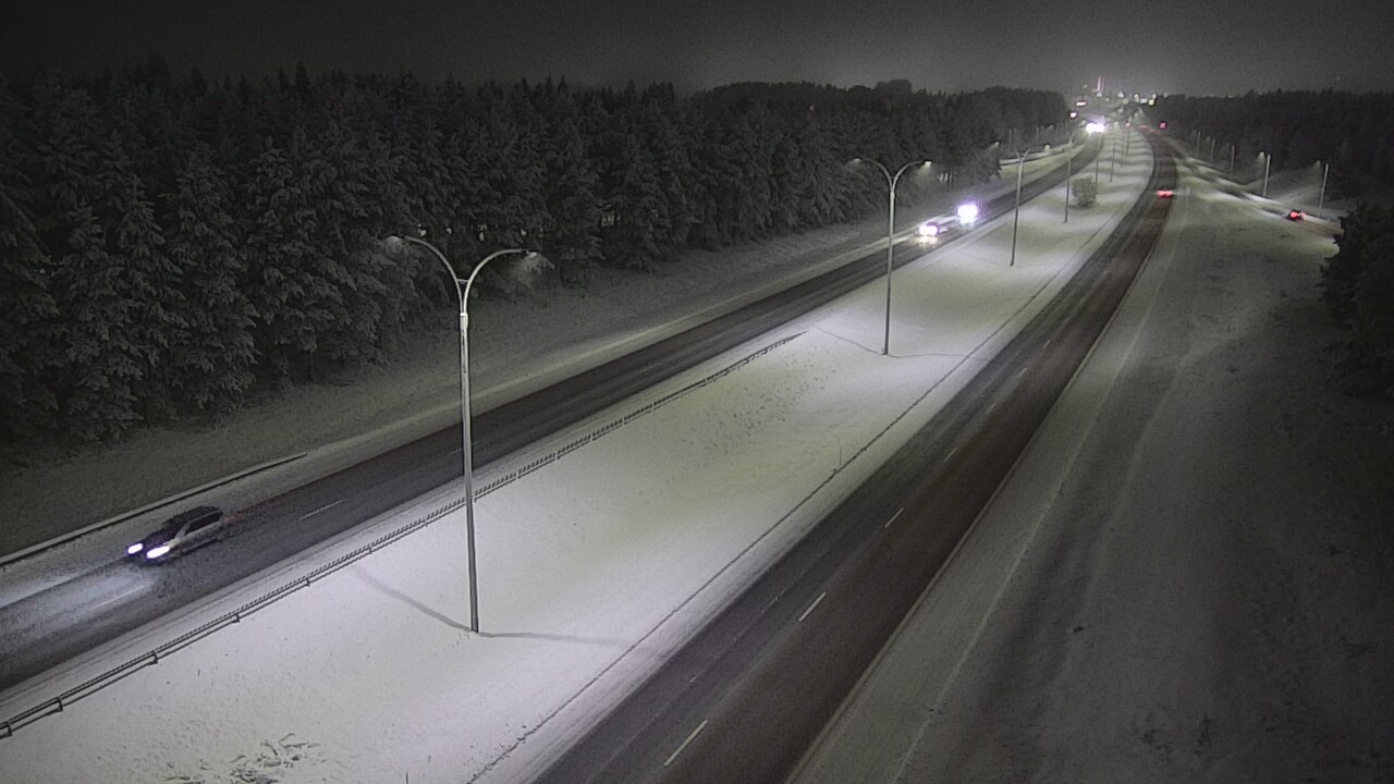 Weather Camera Image Road 4 Oulu, Ouluntulli, Oulu, Pohjois-Pohjanmaa