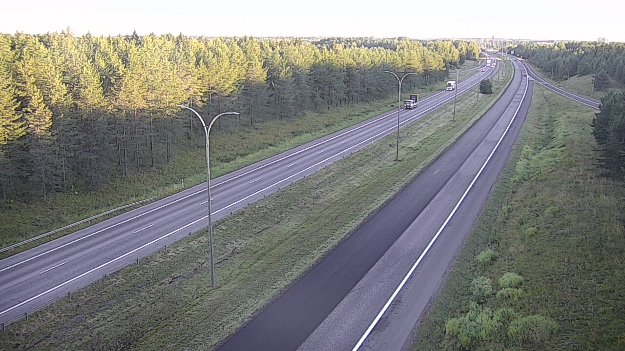Weather Camera Image Väg 4 Uleåborg, Ouluntulli, Oulu, Pohjois-Pohjanmaa