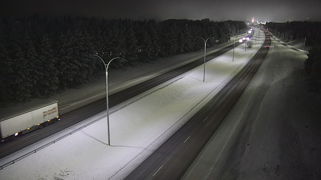 Weather Camera Image Road 4 Oulu, Ouluntulli, Oulu, Pohjois-Pohjanmaa