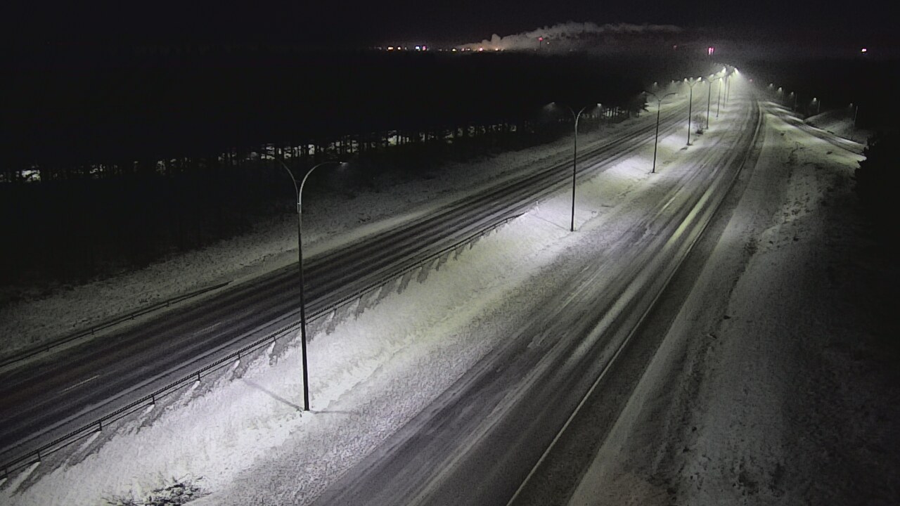 Weather Camera Image Väg 4 Uleåborg, Ouluntulli, Oulu, Pohjois-Pohjanmaa