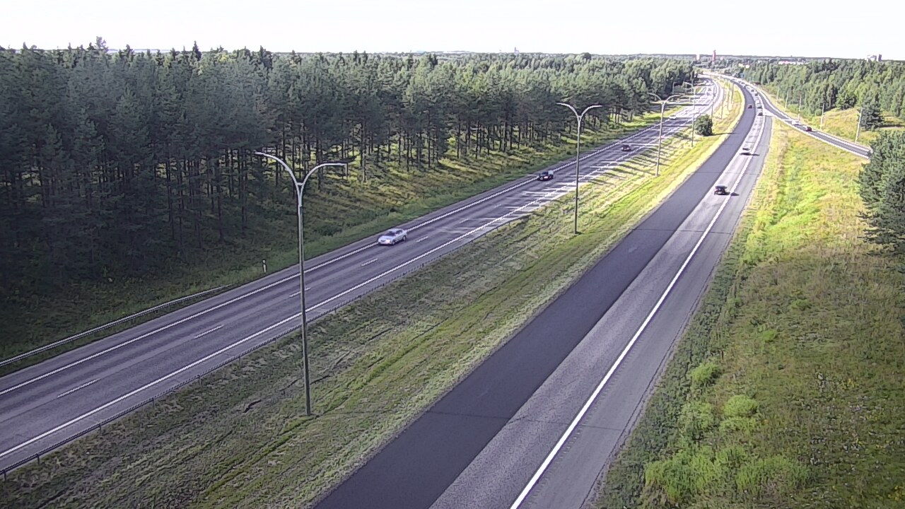 Weather Camera Image Väg 4 Uleåborg, Ouluntulli, Oulu, Pohjois-Pohjanmaa