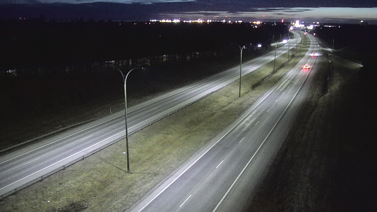 Weather Camera Image Väg 4 Uleåborg, Ouluntulli, Oulu, Pohjois-Pohjanmaa