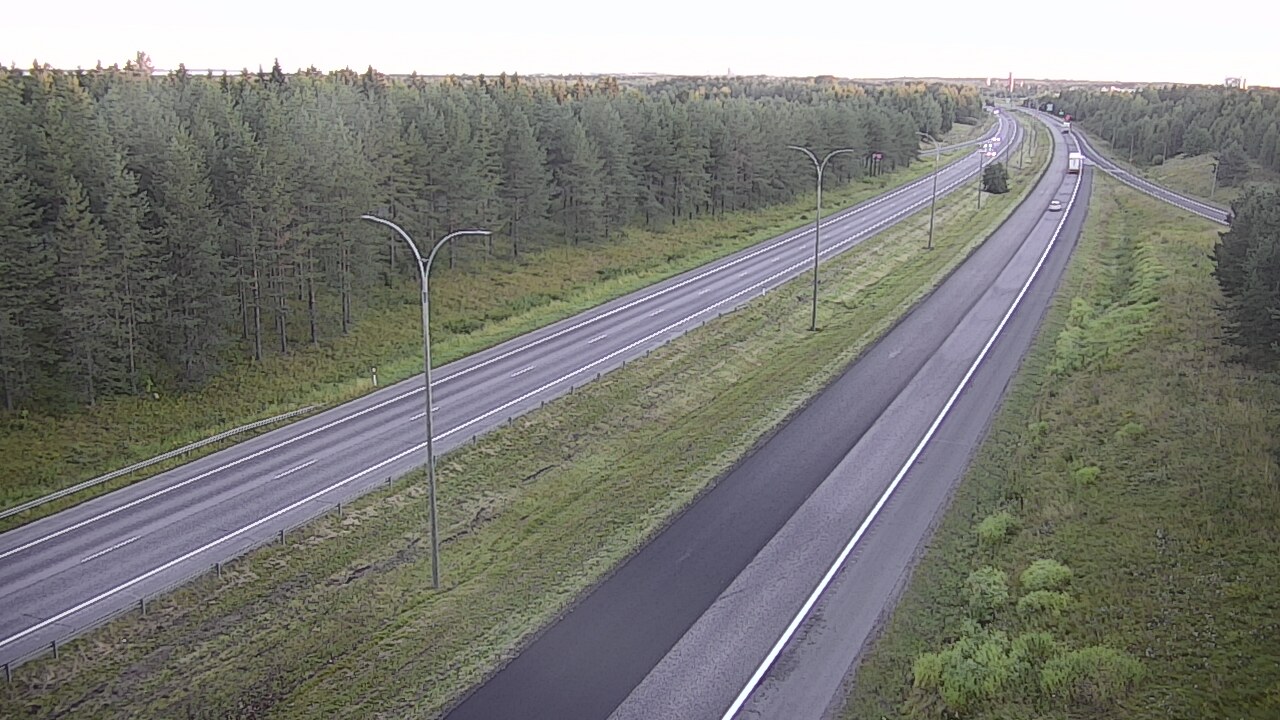 Weather Camera Image Väg 4 Uleåborg, Ouluntulli, Oulu, Pohjois-Pohjanmaa