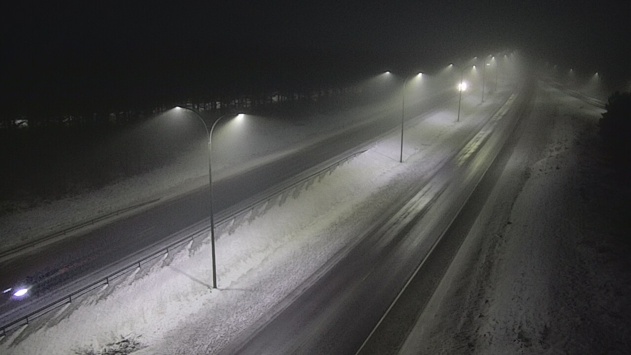 Weather Camera Image Väg 4 Uleåborg, Ouluntulli, Oulu, Pohjois-Pohjanmaa