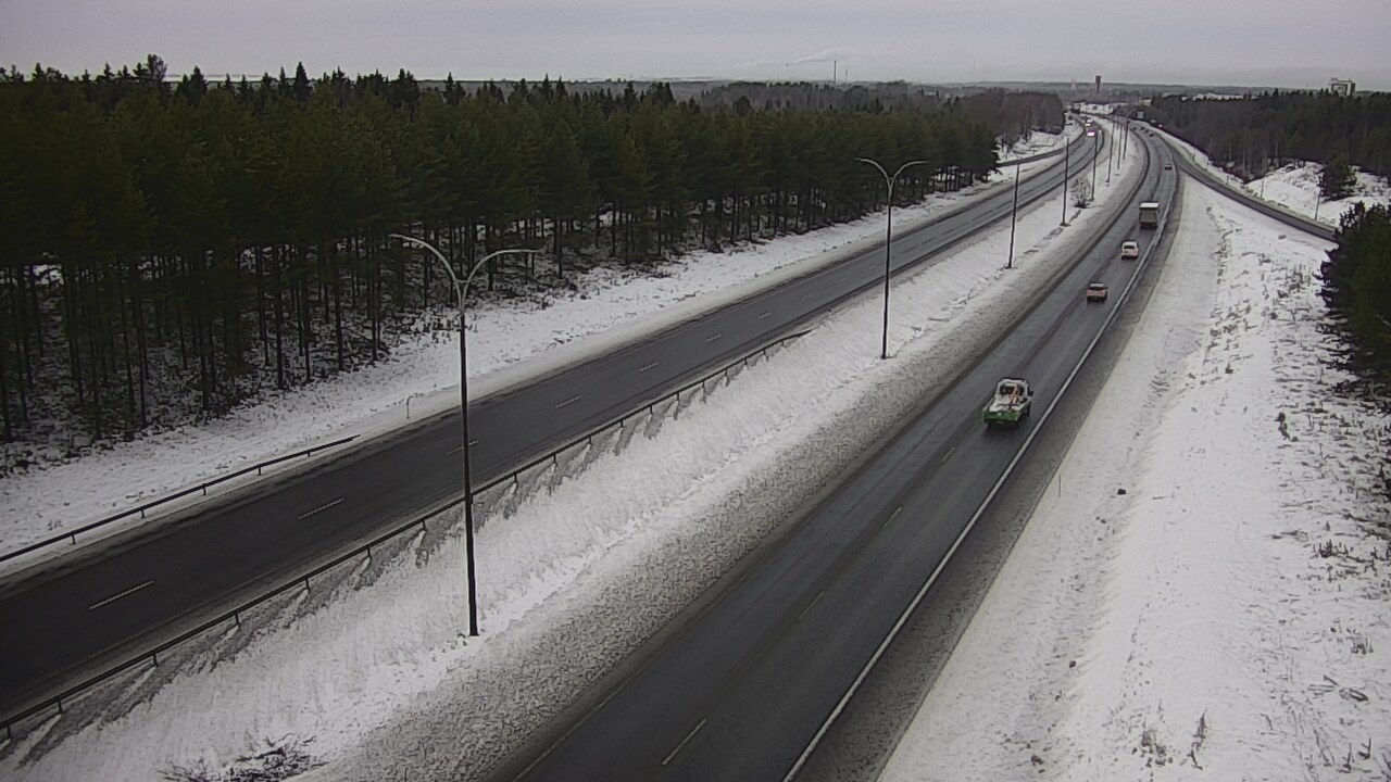 Weather Camera Image Väg 4 Uleåborg, Ouluntulli, Oulu, Pohjois-Pohjanmaa