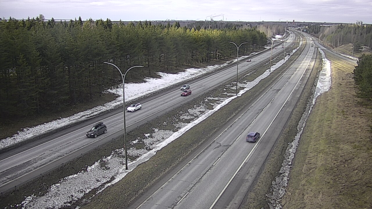 Weather Camera Image Väg 4 Uleåborg, Ouluntulli, Oulu, Pohjois-Pohjanmaa