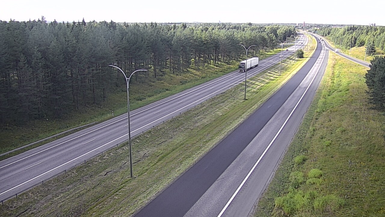 Weather Camera Image Väg 4 Uleåborg, Ouluntulli, Oulu, Pohjois-Pohjanmaa