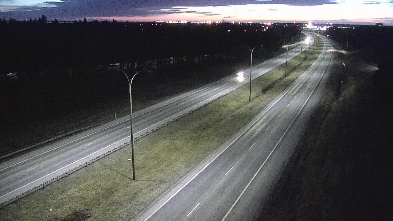 Weather Camera Image Väg 4 Uleåborg, Ouluntulli, Oulu, Pohjois-Pohjanmaa