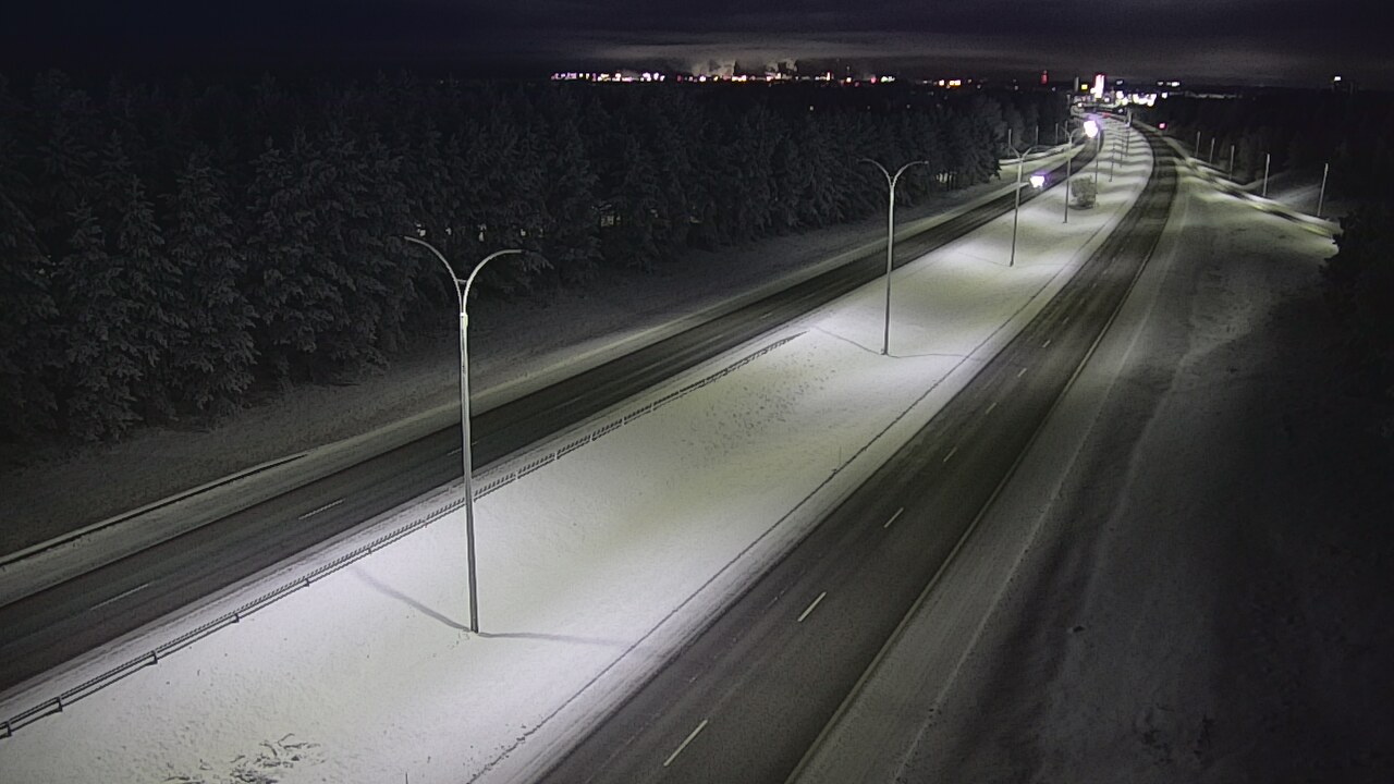 Weather Camera Image Road 4 Oulu, Ouluntulli, Oulu, Pohjois-Pohjanmaa