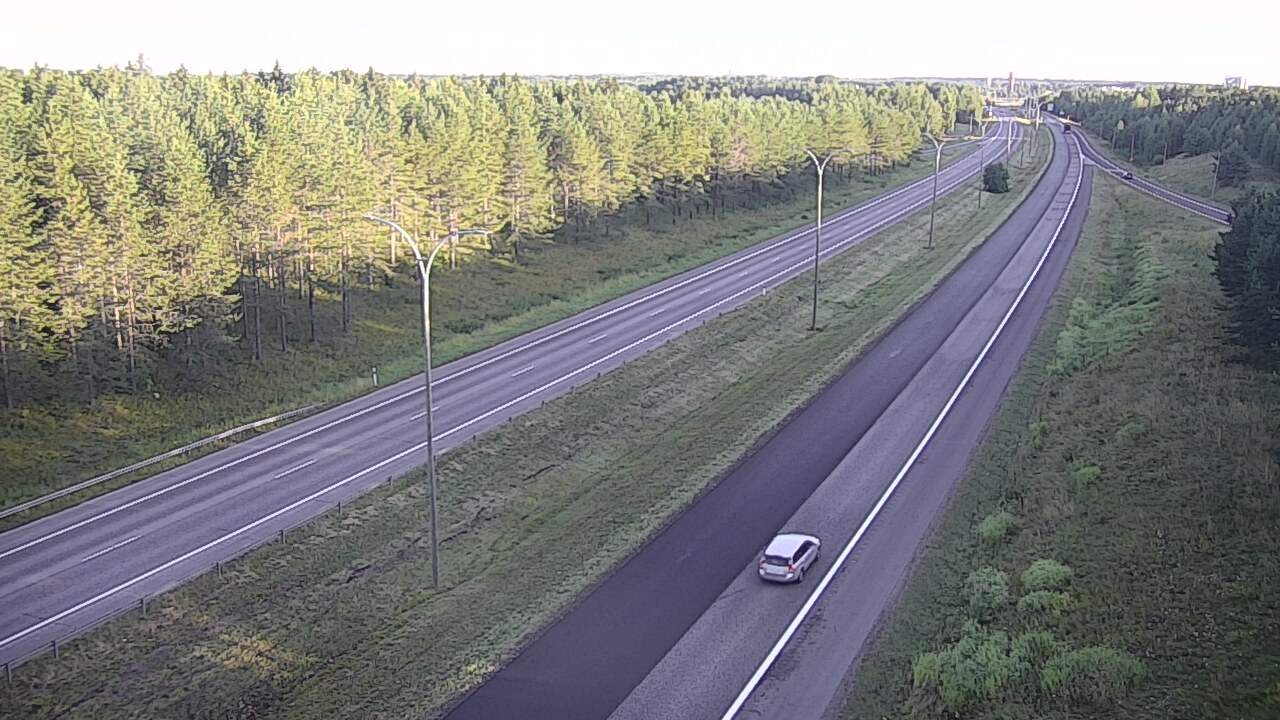 Weather Camera Image Väg 4 Uleåborg, Ouluntulli, Oulu, Pohjois-Pohjanmaa