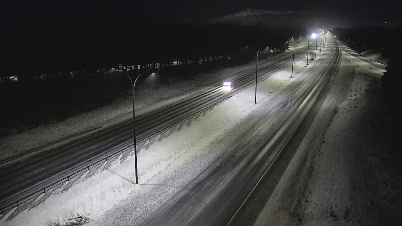 Weather Camera Image Väg 4 Uleåborg, Ouluntulli, Oulu, Pohjois-Pohjanmaa