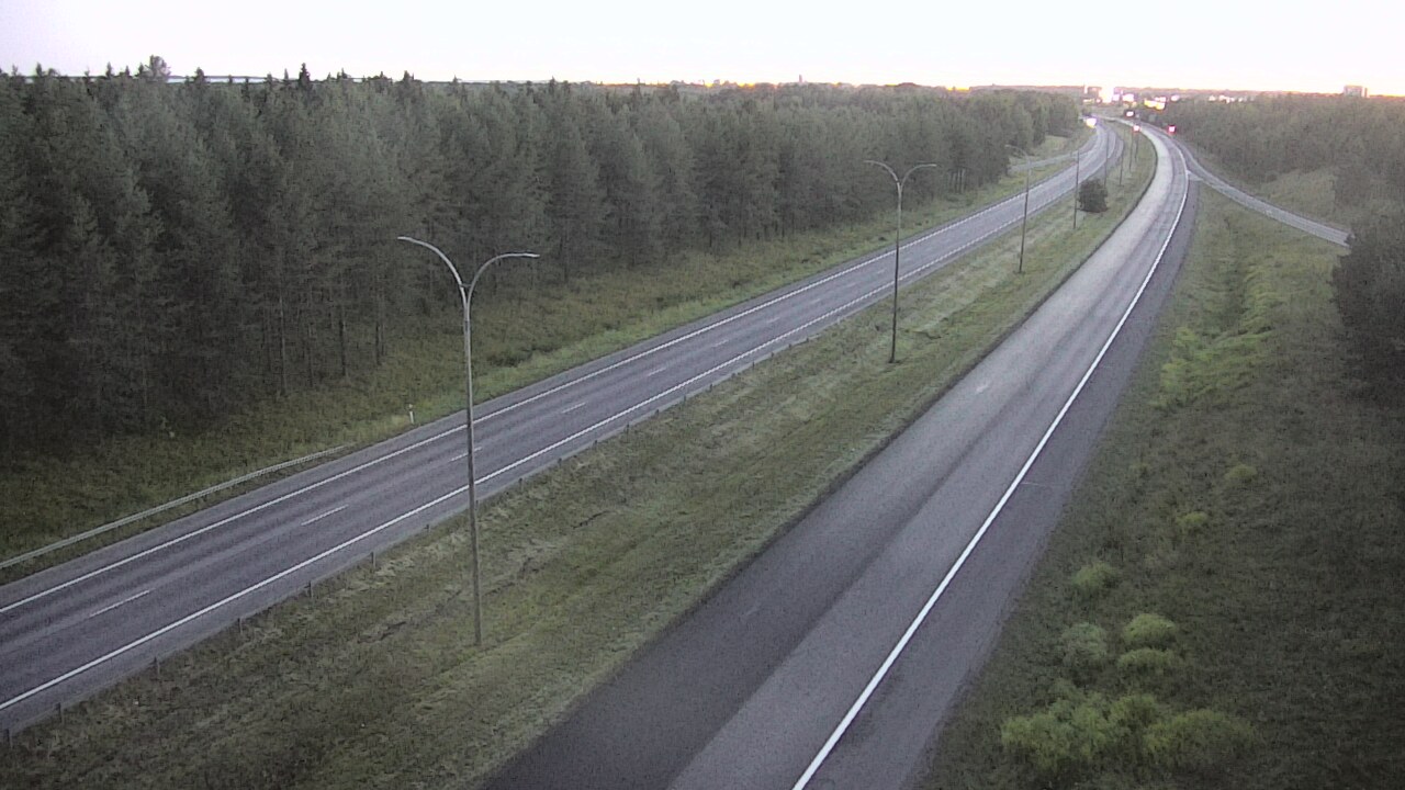 Weather Camera Image Väg 4 Uleåborg, Ouluntulli, Oulu, Pohjois-Pohjanmaa