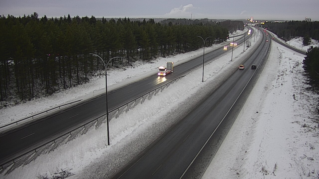 Weather Camera Image Väg 4 Uleåborg, Ouluntulli, Oulu, Pohjois-Pohjanmaa