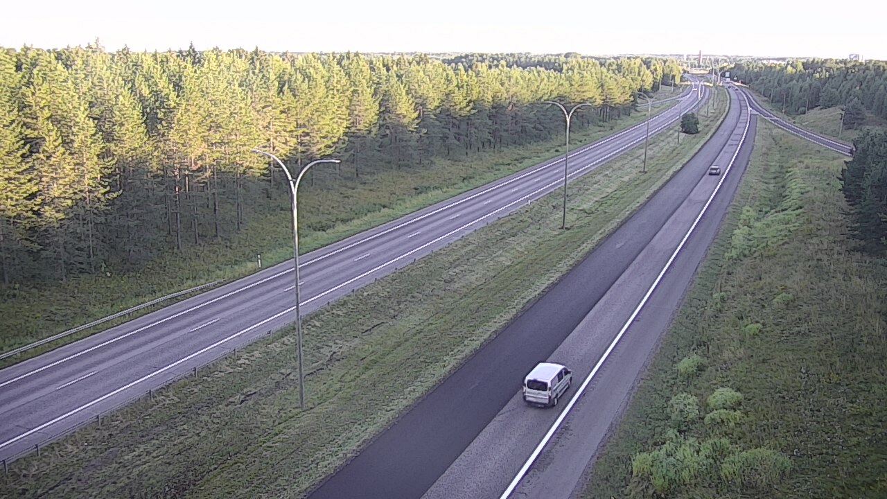 Weather Camera Image Väg 4 Uleåborg, Ouluntulli, Oulu, Pohjois-Pohjanmaa