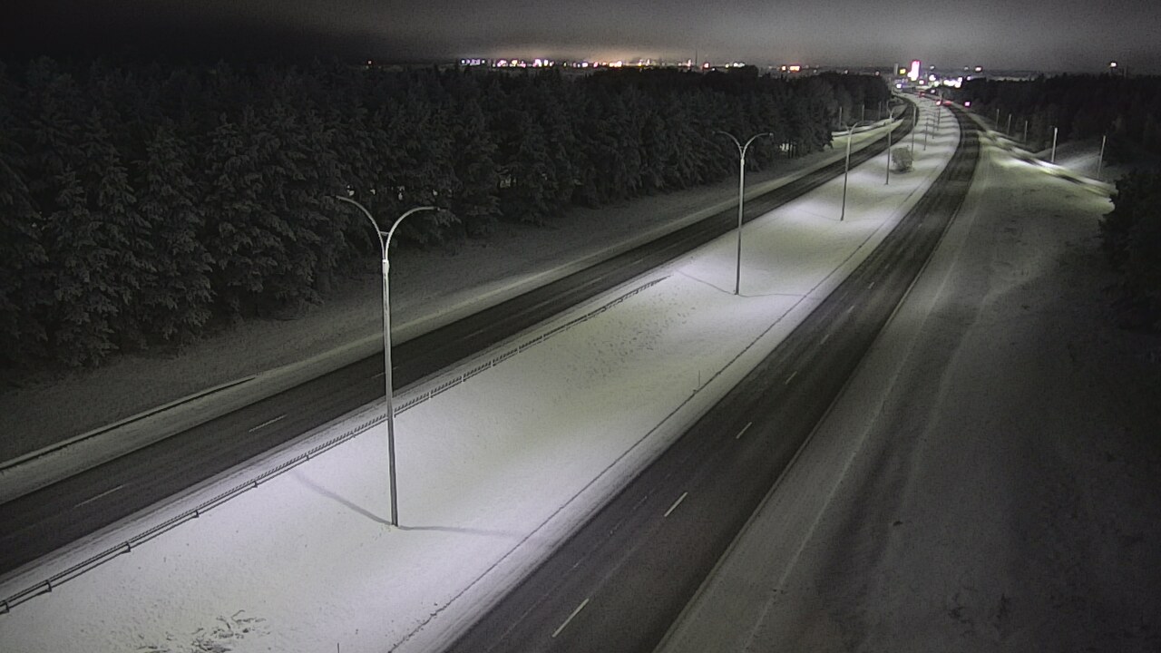 Weather Camera Image Road 4 Oulu, Ouluntulli, Oulu, Pohjois-Pohjanmaa