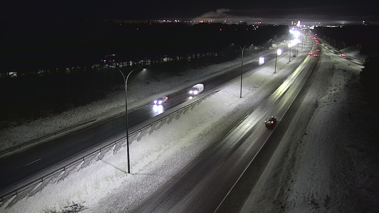 Weather Camera Image Väg 4 Uleåborg, Ouluntulli, Oulu, Pohjois-Pohjanmaa