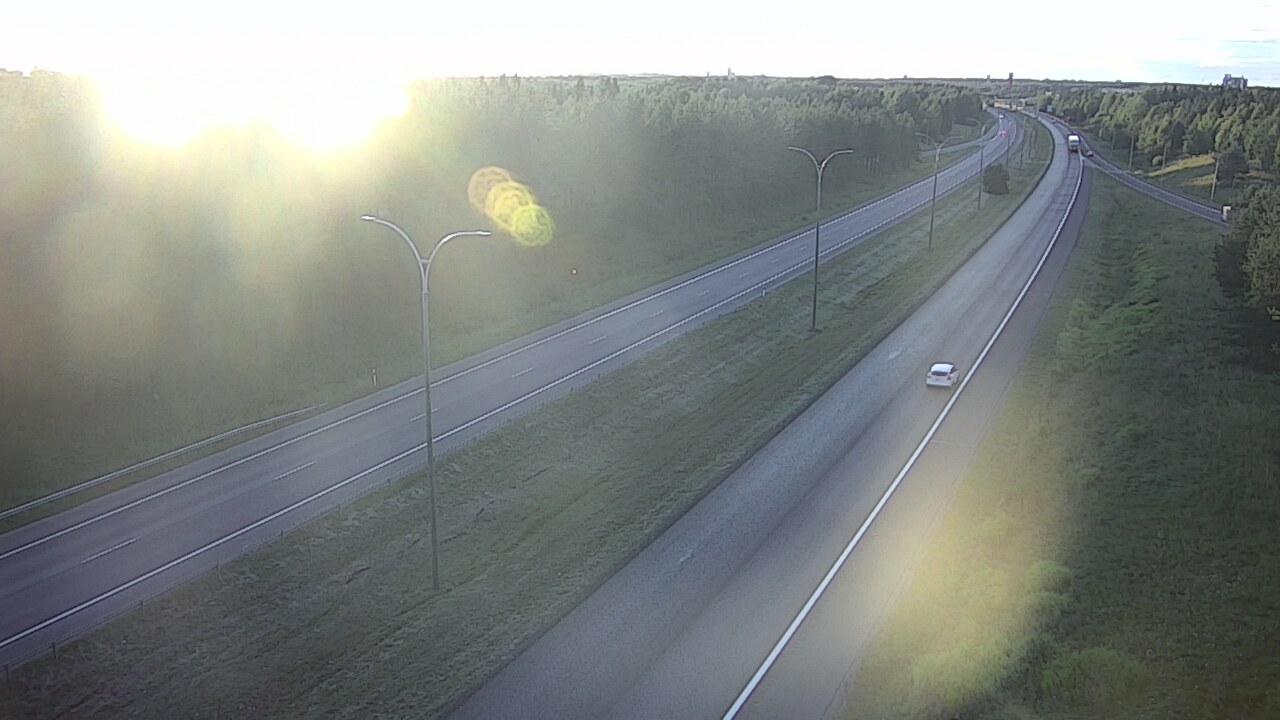 Weather Camera Image Väg 4 Uleåborg, Ouluntulli, Oulu, Pohjois-Pohjanmaa