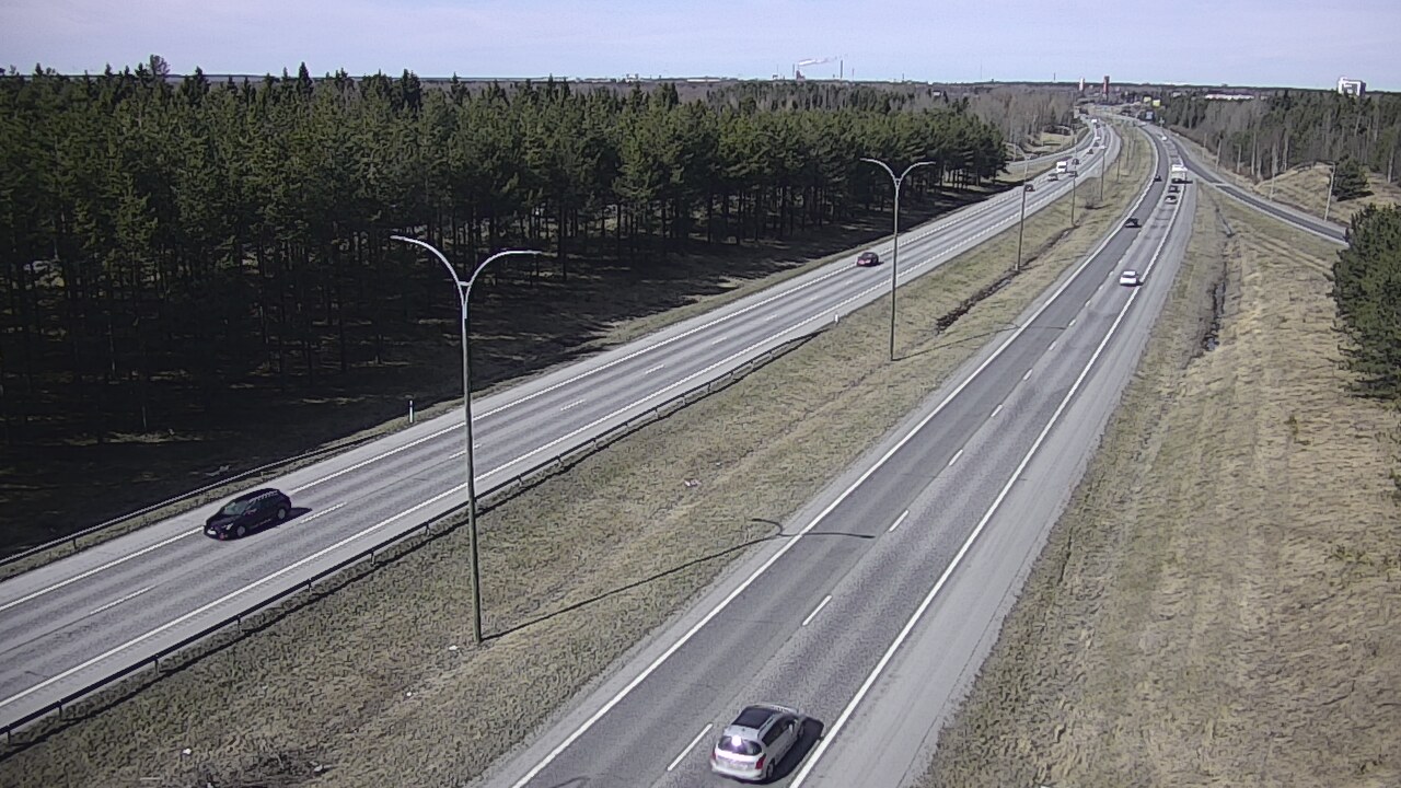 Weather Camera Image Väg 4 Uleåborg, Ouluntulli, Oulu, Pohjois-Pohjanmaa