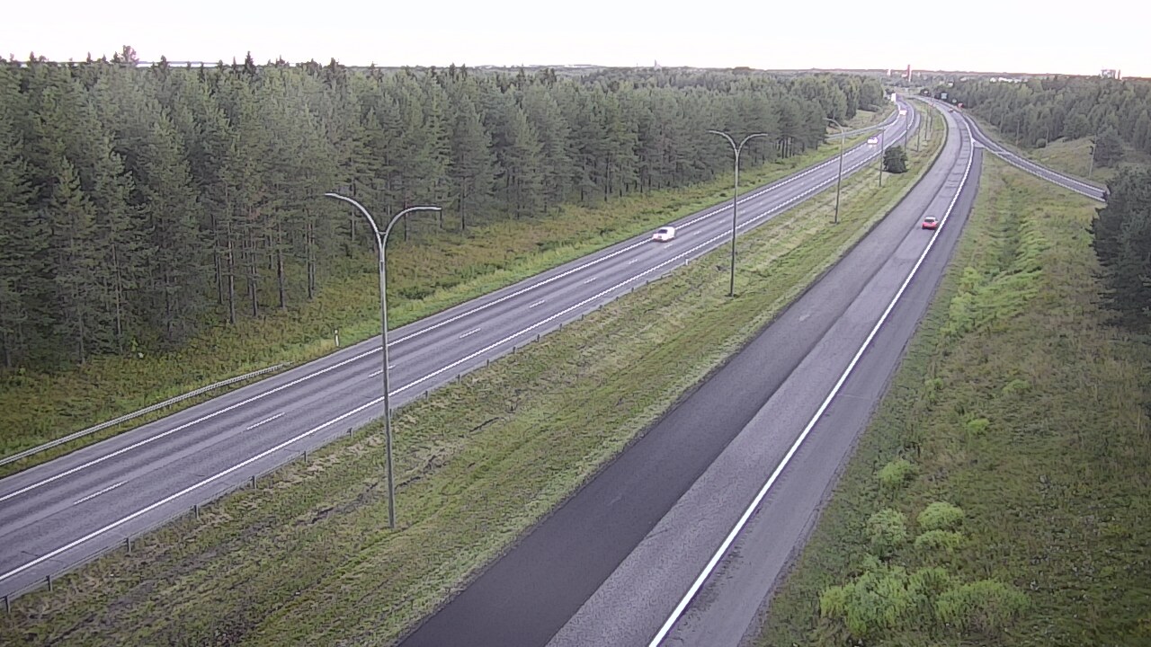 Weather Camera Image Väg 4 Uleåborg, Ouluntulli, Oulu, Pohjois-Pohjanmaa