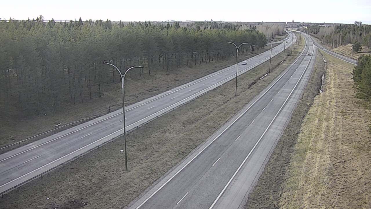 Weather Camera Image Väg 4 Uleåborg, Ouluntulli, Oulu, Pohjois-Pohjanmaa