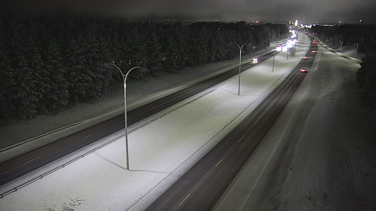 Weather Camera Image Road 4 Oulu, Ouluntulli, Oulu, Pohjois-Pohjanmaa