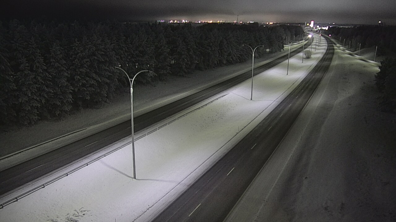 Weather Camera Image Road 4 Oulu, Ouluntulli, Oulu, Pohjois-Pohjanmaa