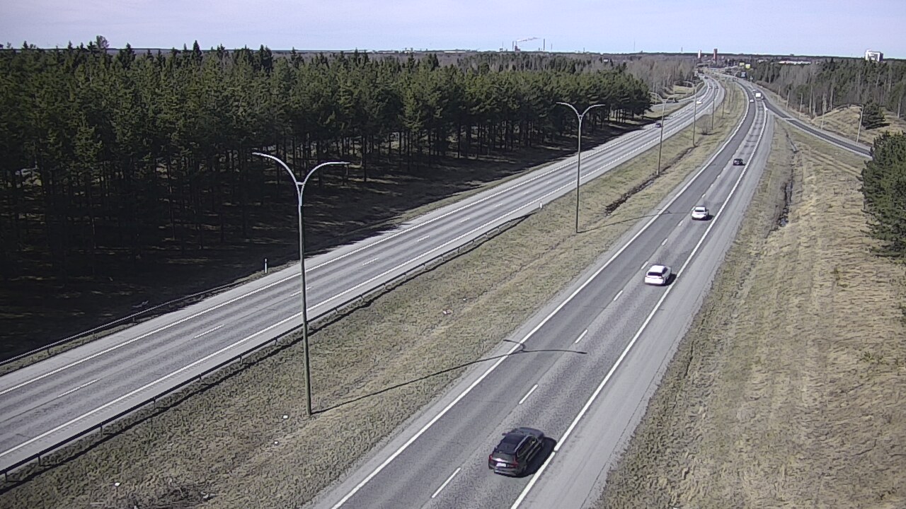 Weather Camera Image Väg 4 Uleåborg, Ouluntulli, Oulu, Pohjois-Pohjanmaa
