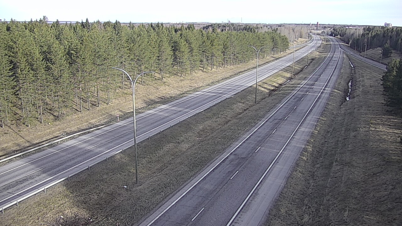 Weather Camera Image Väg 4 Uleåborg, Ouluntulli, Oulu, Pohjois-Pohjanmaa