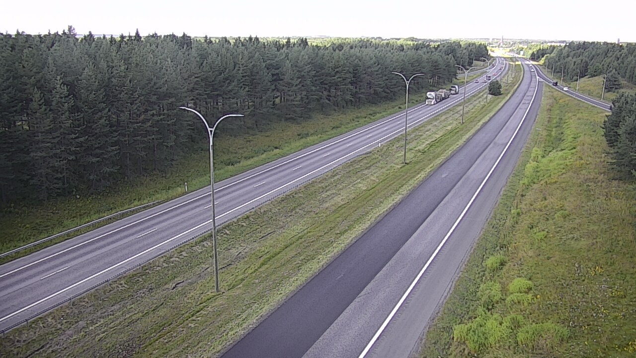 Weather Camera Image Väg 4 Uleåborg, Ouluntulli, Oulu, Pohjois-Pohjanmaa
