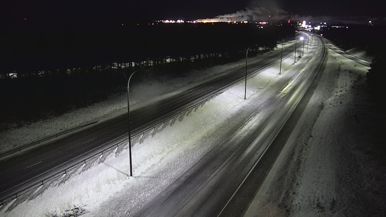 Weather Camera Image Väg 4 Uleåborg, Ouluntulli, Oulu, Pohjois-Pohjanmaa