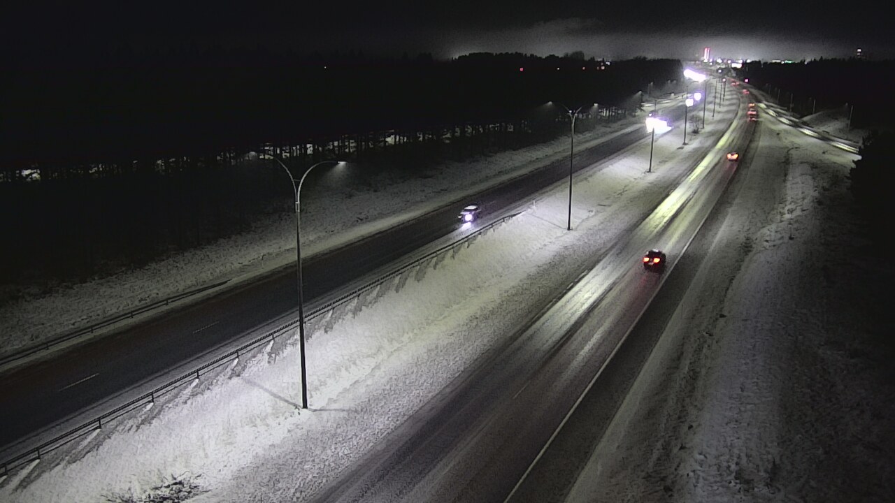 Weather Camera Image Väg 4 Uleåborg, Ouluntulli, Oulu, Pohjois-Pohjanmaa