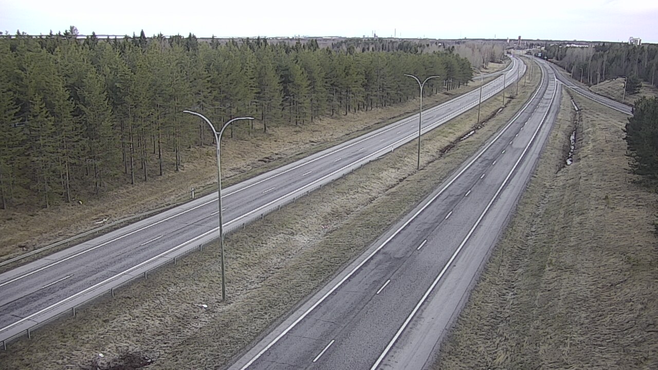 Weather Camera Image Väg 4 Uleåborg, Ouluntulli, Oulu, Pohjois-Pohjanmaa