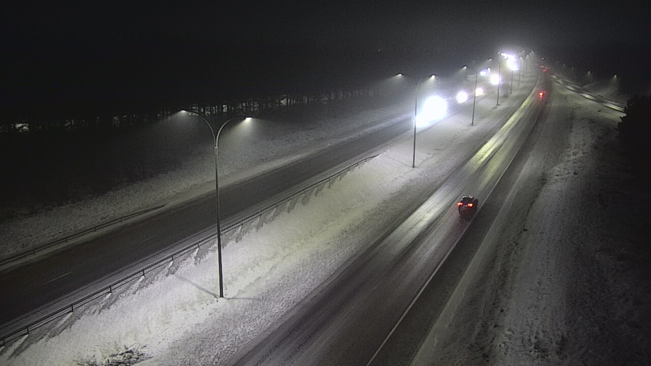 Weather Camera Image Väg 4 Uleåborg, Ouluntulli, Oulu, Pohjois-Pohjanmaa