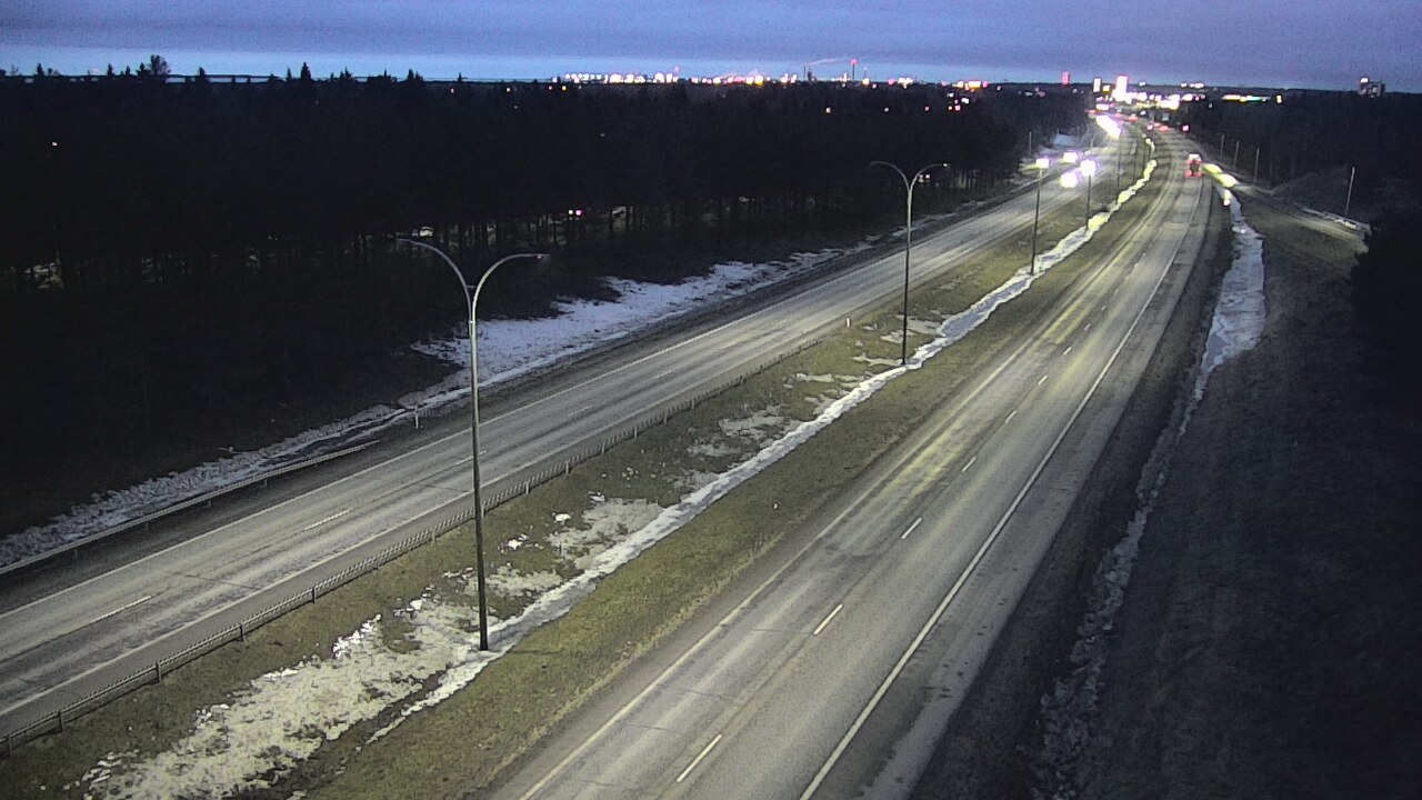 Weather Camera Image Väg 4 Uleåborg, Ouluntulli, Oulu, Pohjois-Pohjanmaa