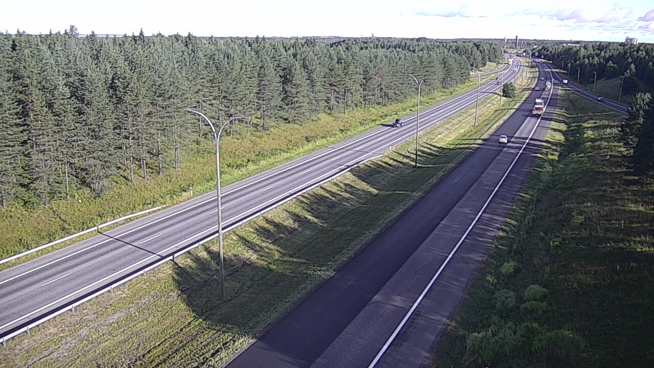 Weather Camera Image Väg 4 Uleåborg, Ouluntulli, Oulu, Pohjois-Pohjanmaa