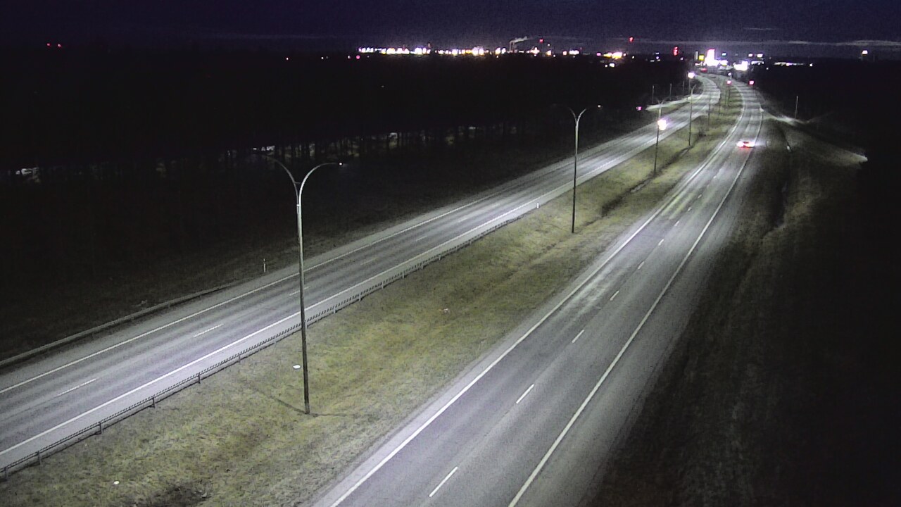 Weather Camera Image Väg 4 Uleåborg, Ouluntulli, Oulu, Pohjois-Pohjanmaa