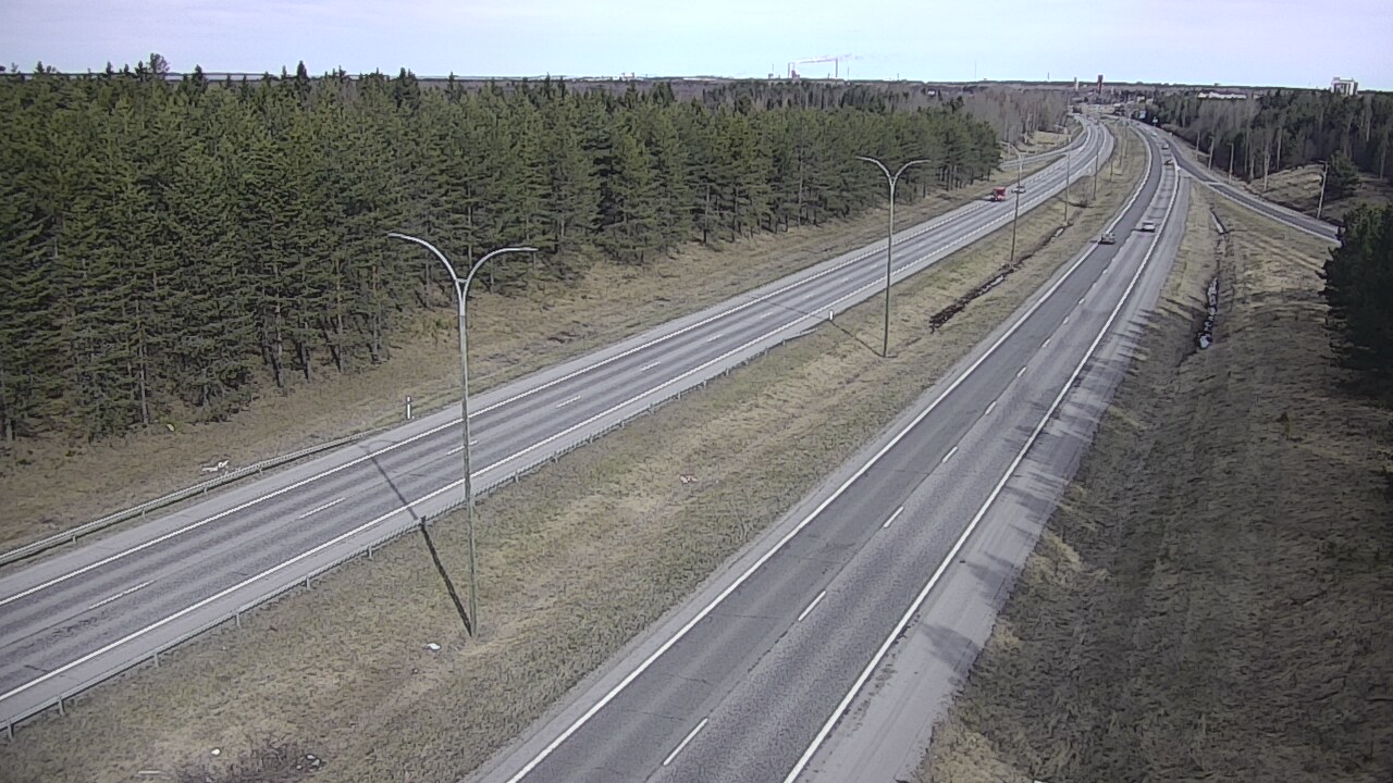 Weather Camera Image Väg 4 Uleåborg, Ouluntulli, Oulu, Pohjois-Pohjanmaa